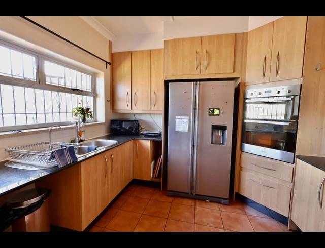 3 BEDROOM HOUSE FOR SALE IN DAWNVIEW